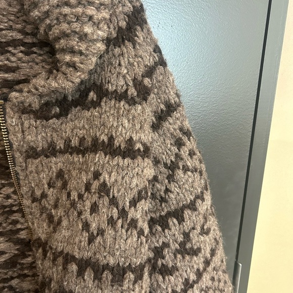 Cowichan authentic XXL or XL full wool in excellent condition- Unisex great cond - Picture 8 of 15